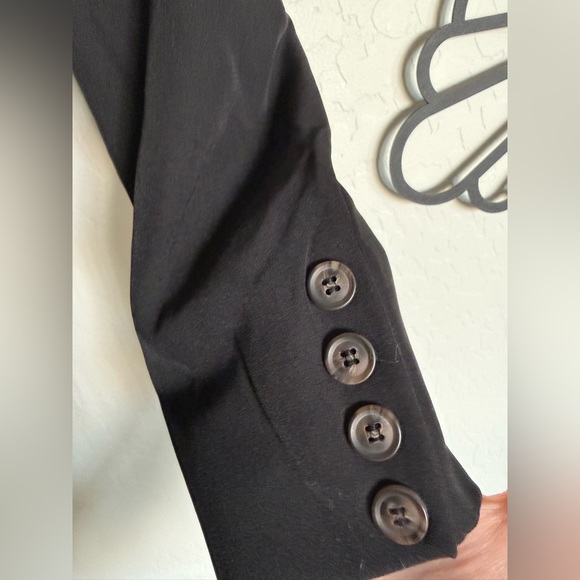 AWARE by VERO MODA Aria Black Cropped Blazer w/ Open Back - NEW w/ TAGS - Picture 4 of 5